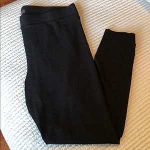 Vince Camuto leggings